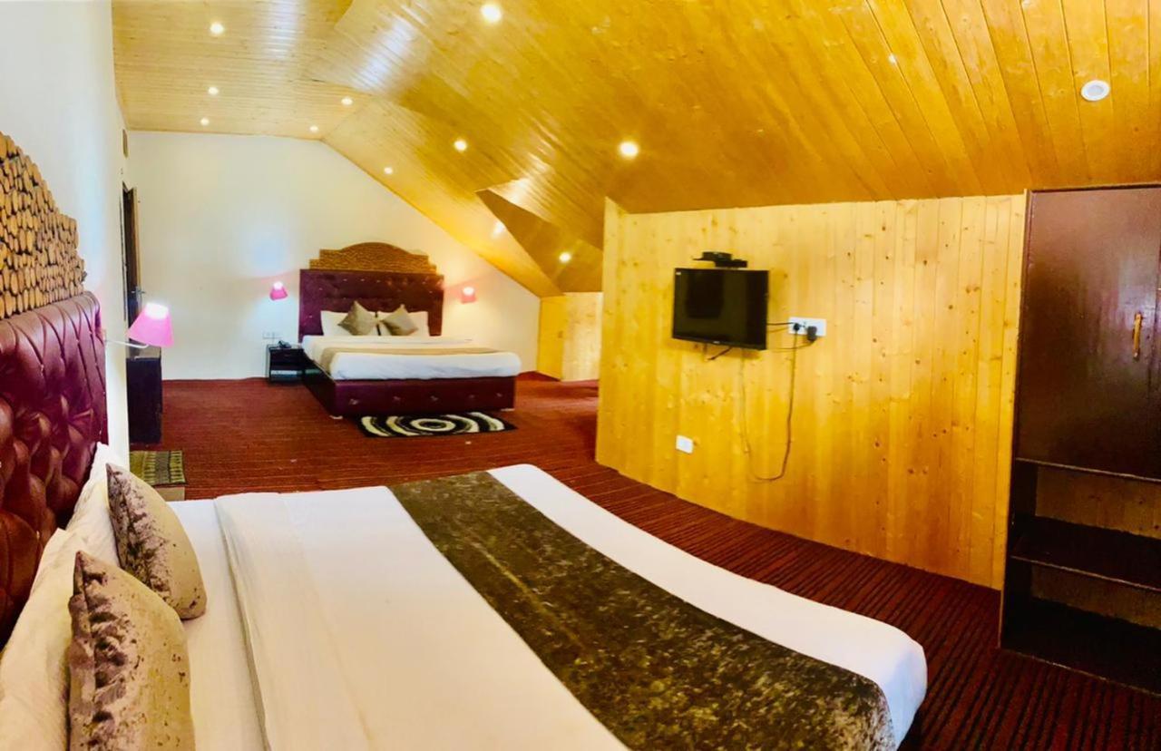 Hadimba Palace - Free Pickup From Volvo Bus Stand * Manali (Himachal Pradesh)