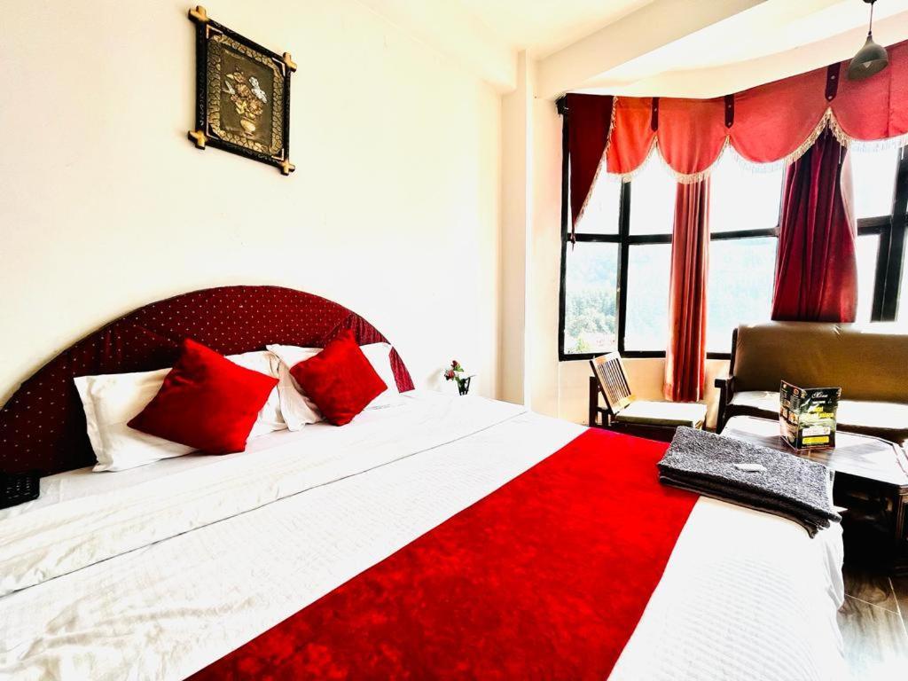 Hadimba Palace - Free Pickup From Volvo Bus Stand Hotel