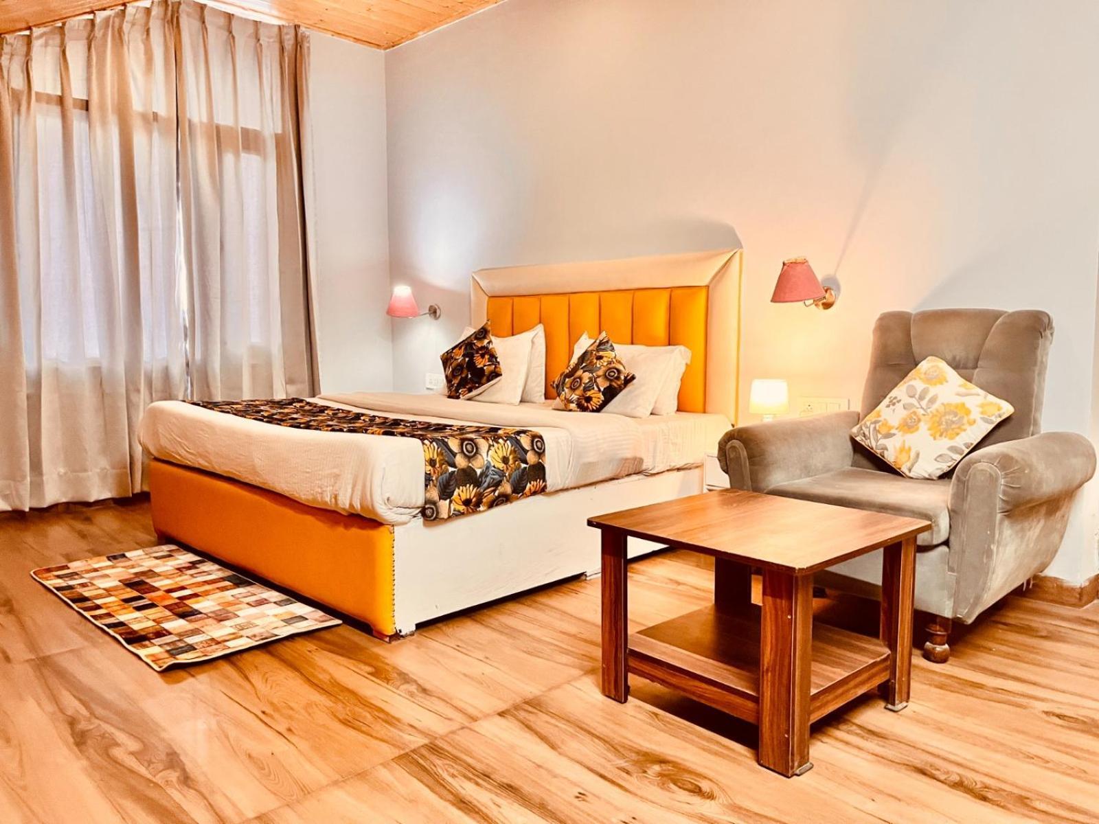 Hadimba Palace - Free Pickup From Volvo Bus Stand Hotel